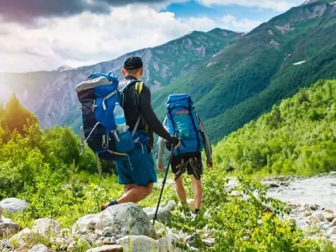 Laya Gasa Trek
