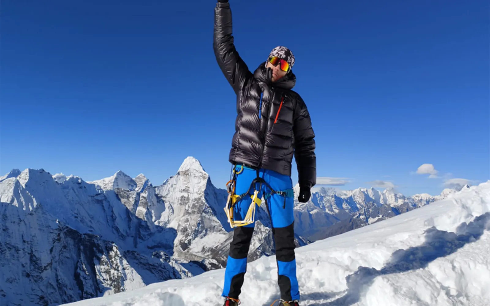 Italian Mountaineer Marco Montani Successfully Summits Island Peak in the Khumbu Valley