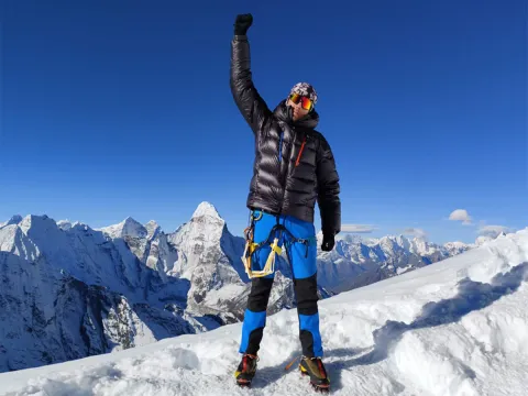 Italian Mountaineer Marco Montani Successfully Summits Island Peak in the Khumbu Valley