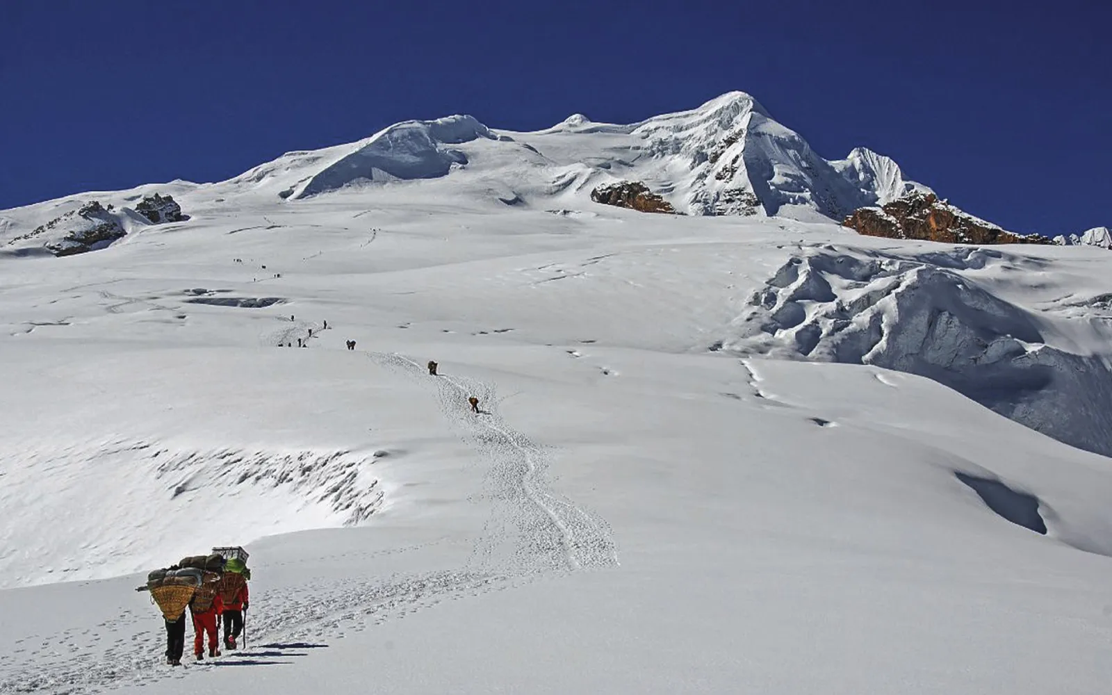 Trekking to Everest in September: What You Need to Know